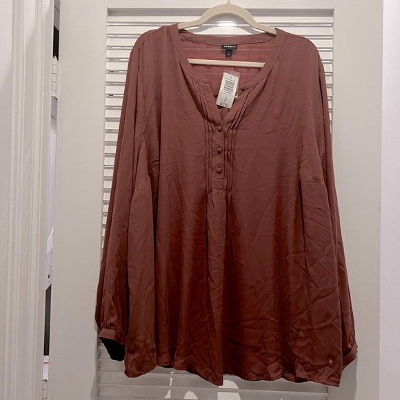 torrid Tops - NWT Torrid Long Sleeve Pink Blouse 4X